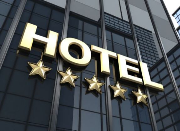 soñar con hotel